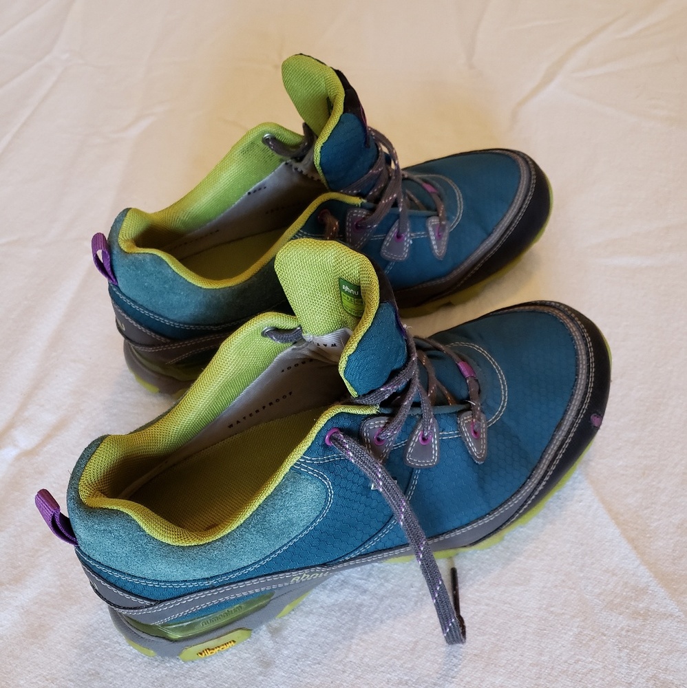 Ahnu shoes women's